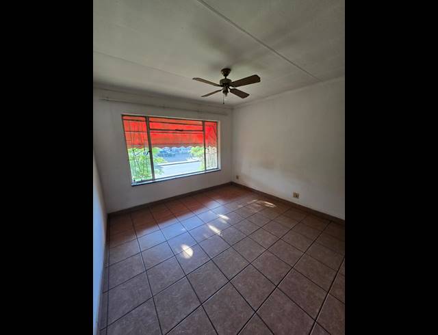 2 BEDROOM FLAT TO LET IN VEREENIGING CENTRAL